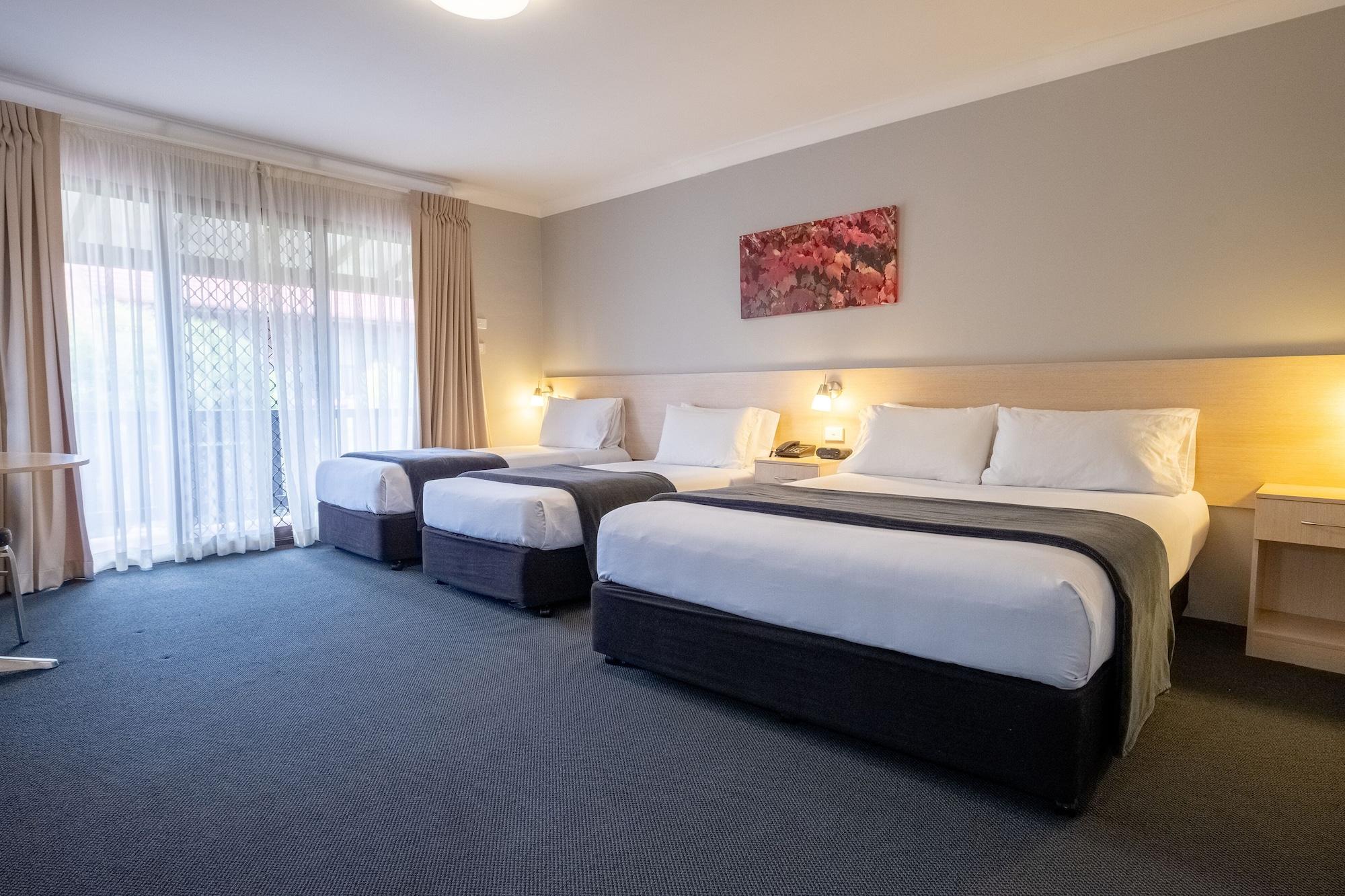 Maclin Lodge Motel Кембълтаун Екстериор снимка